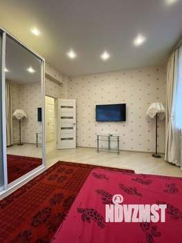 2-к квартира, вторичка, 57м2, 1/3 этаж