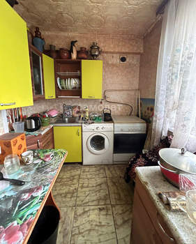3-к квартира, вторичка, 56м2, 9/9 этаж