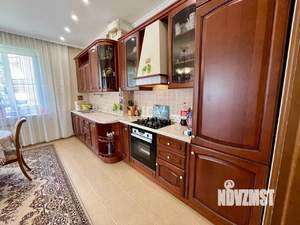 4-к квартира, вторичка, 186м2, 1/4 этаж