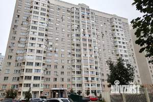 3-к квартира, вторичка, 74м2, 2/17 этаж