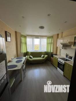 2-к квартира, вторичка, 63м2, 11/18 этаж