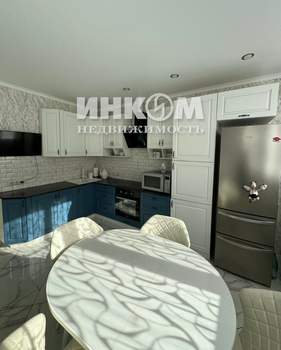 3-к квартира, вторичка, 82м2, 4/17 этаж