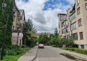 4-к квартира, вторичка, 216м2, 2/4 этаж