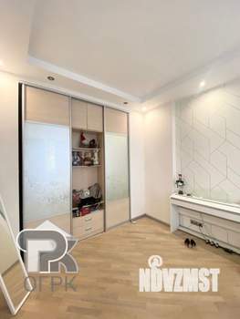 3-к квартира, вторичка, 90м2, 9/17 этаж