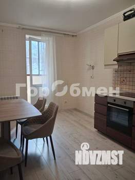 3-к квартира, вторичка, 76м2, 2/17 этаж