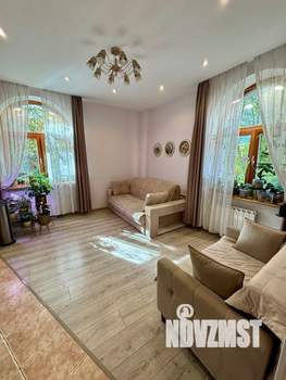 2-к квартира, вторичка, 52м2, 1/3 этаж