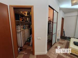 4-к квартира, вторичка, 216м2, 2/4 этаж