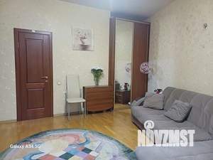 2-к квартира, вторичка, 60м2, 10/18 этаж