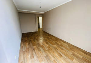 3-к квартира, вторичка, 85м2, 1/17 этаж