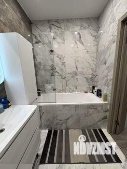 2-к квартира, вторичка, 57м2, 11/17 этаж