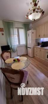 2-к квартира, вторичка, 58м2, 9/17 этаж