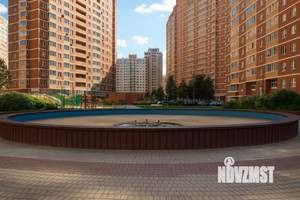 2-к квартира, вторичка, 61м2, 9/18 этаж