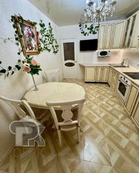 3-к квартира, вторичка, 75м2, 17/18 этаж