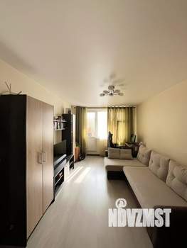2-к квартира, вторичка, 63м2, 11/18 этаж