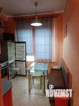 2-к квартира, вторичка, 64м2, 12/18 этаж