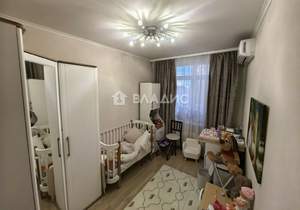 2-к квартира, вторичка, 45м2, 1/8 этаж