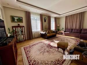 4-к квартира, вторичка, 186м2, 1/4 этаж