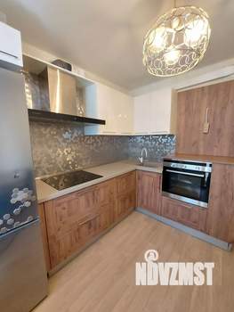 2-к квартира, вторичка, 63м2, 1/17 этаж