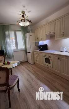 2-к квартира, вторичка, 58м2, 9/17 этаж