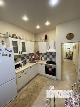 2-к квартира, вторичка, 57м2, 1/3 этаж