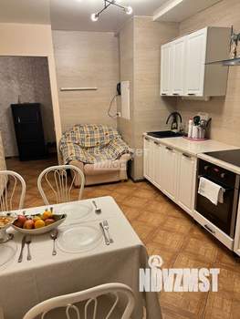 2-к квартира, вторичка, 56м2, 8/17 этаж