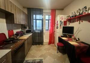 3-к квартира, вторичка, 80м2, 8/14 этаж