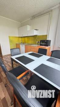 2-к квартира, вторичка, 64м2, 17/19 этаж