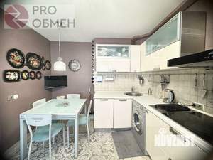 3-к квартира, вторичка, 77м2, 1/10 этаж