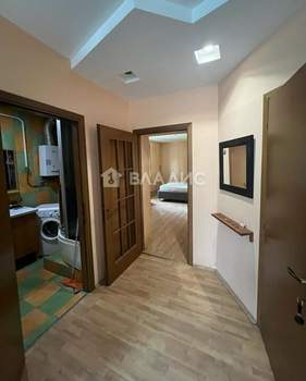 2-к квартира, вторичка, 57м2, 1/3 этаж
