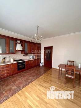 3-к квартира, вторичка, 124м2, 2/4 этаж