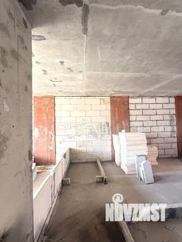 3-к квартира, вторичка, 68м2, 1/8 этаж