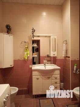 2-к квартира, вторичка, 63м2, 8/18 этаж