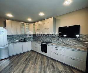 2-к квартира, вторичка, 72м2, 10/14 этаж
