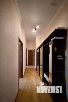 2-к квартира, вторичка, 63м2, 8/17 этаж