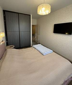 2-к квартира, вторичка, 72м2, 10/14 этаж