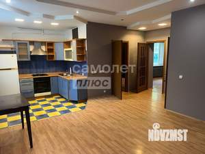 2-к квартира, вторичка, 57м2, 1/3 этаж