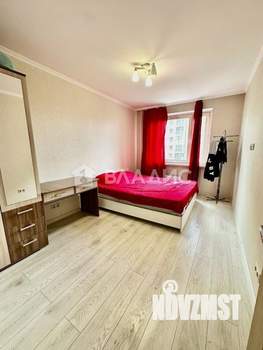 3-к квартира, вторичка, 72м2, 9/19 этаж