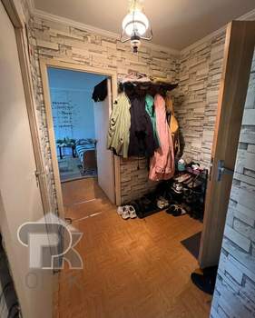 3-к квартира, вторичка, 56м2, 5/5 этаж