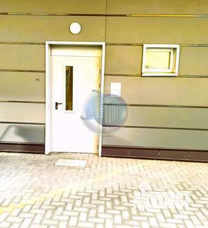 3-к квартира, вторичка, 84м2, 1/17 этаж