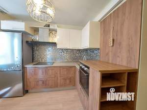 2-к квартира, вторичка, 63м2, 1/17 этаж