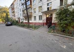 2-к квартира, вторичка, 45м2, 1/5 этаж
