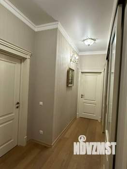 4-к квартира, вторичка, 140м2, 12/17 этаж