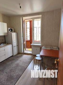 2-к квартира, вторичка, 48м2, 1/9 этаж