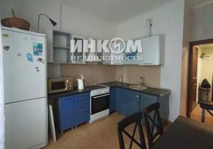 2-к квартира, вторичка, 61м2, 9/18 этаж