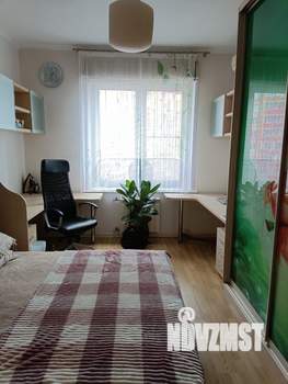 2-к квартира, вторичка, 64м2, 12/18 этаж