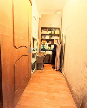 2-к квартира, вторичка, 45м2, 1/5 этаж