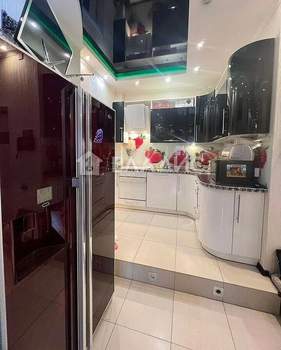 2-к квартира, вторичка, 64м2, 15/18 этаж