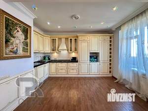 3-к квартира, вторичка, 126м2, 17/18 этаж