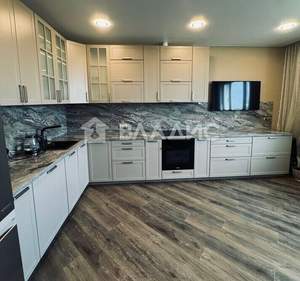 2-к квартира, вторичка, 72м2, 10/14 этаж