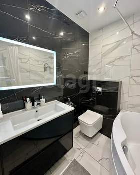 3-к квартира, вторичка, 74м2, 2/17 этаж